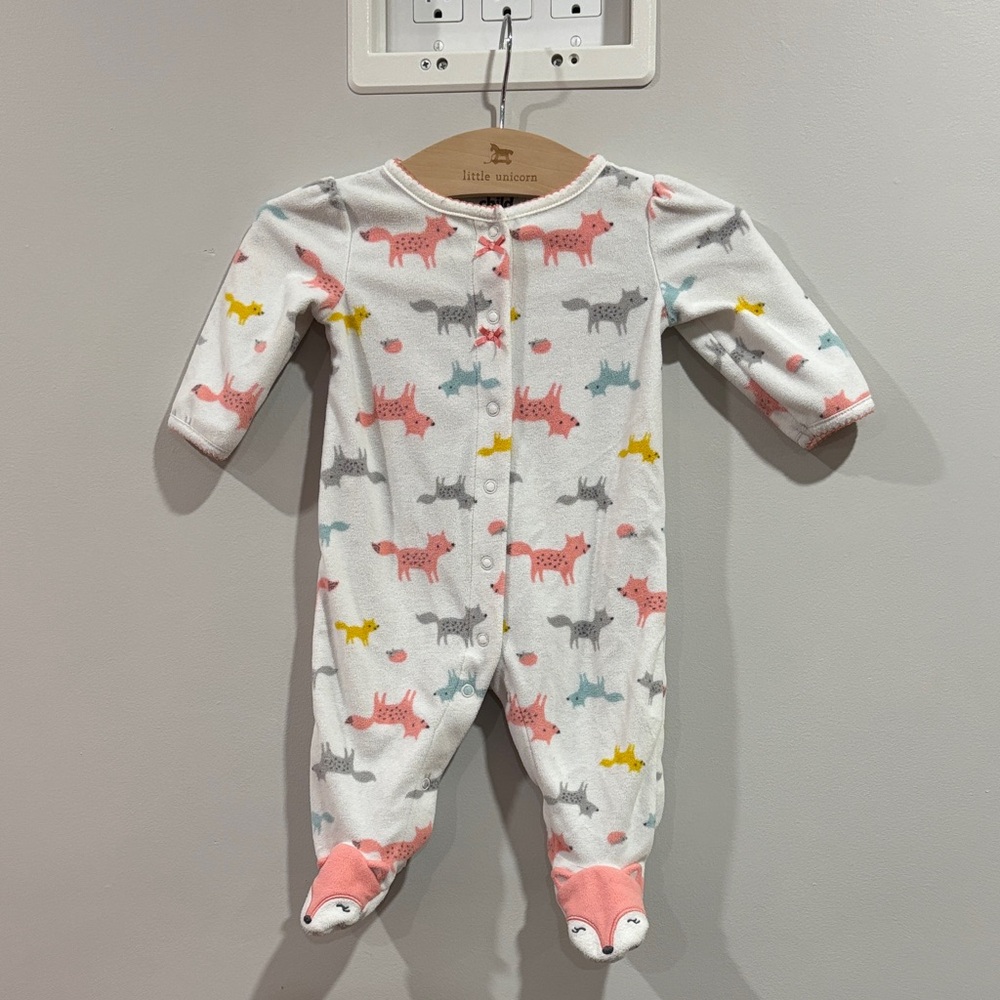 ✨5/$10✨ Carter’s Fleece Foxes Sleeper